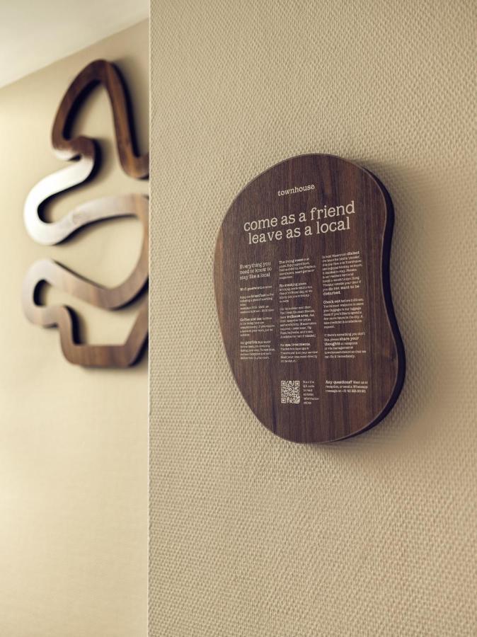Hotel Townhouse &